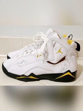 Air Jordan True Flight White Yellow Ochre Black GS Size 6Y/ Women's Size 7.5